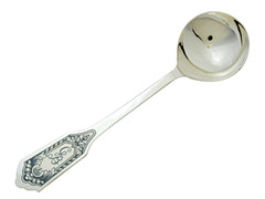 Серебряная ложка для салата с вензелем и черневым узором на ручке «Фамильная»